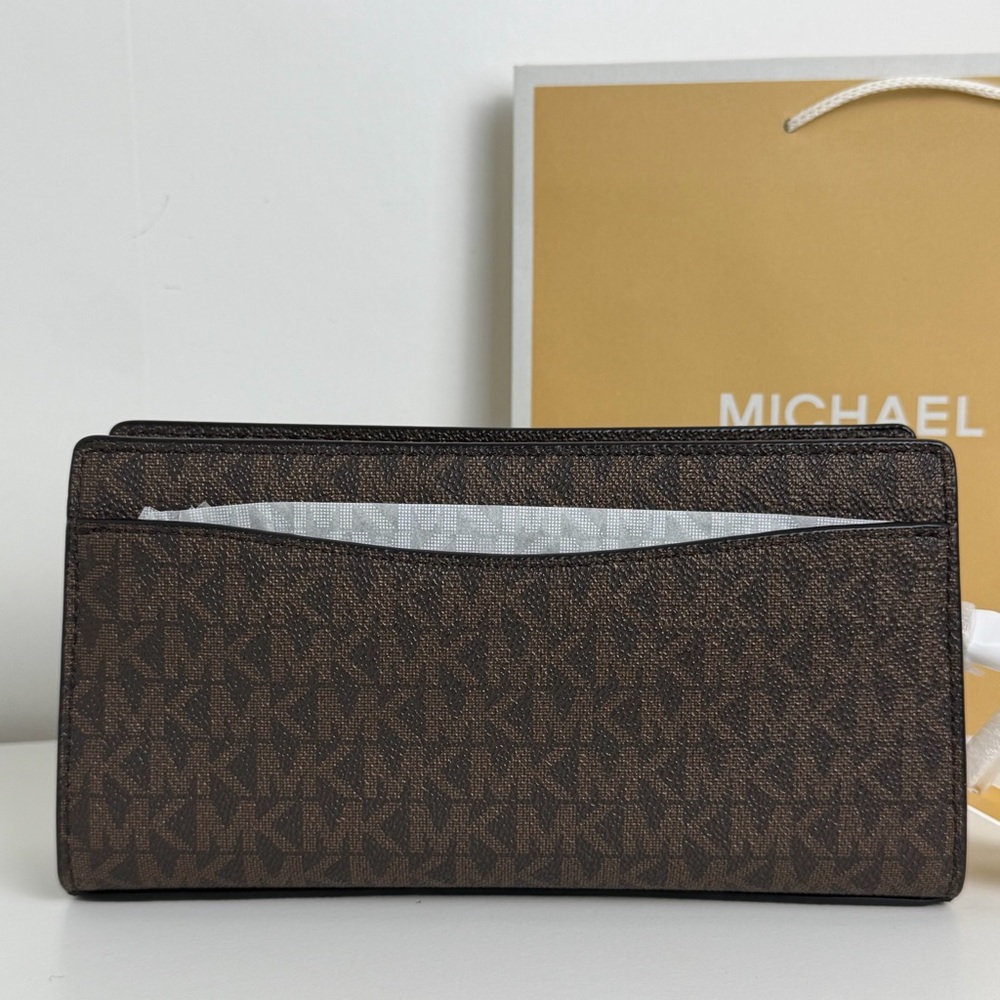 NWT Michael Kors Hamilton Small Logo Convertible Crossbody - Picture 8 of 15